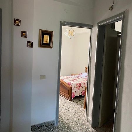 Casa Vacanza Санта Тереза ди Рива Екстериор снимка