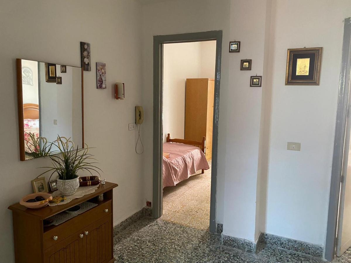 Casa Vacanza Санта Тереза ди Рива Екстериор снимка